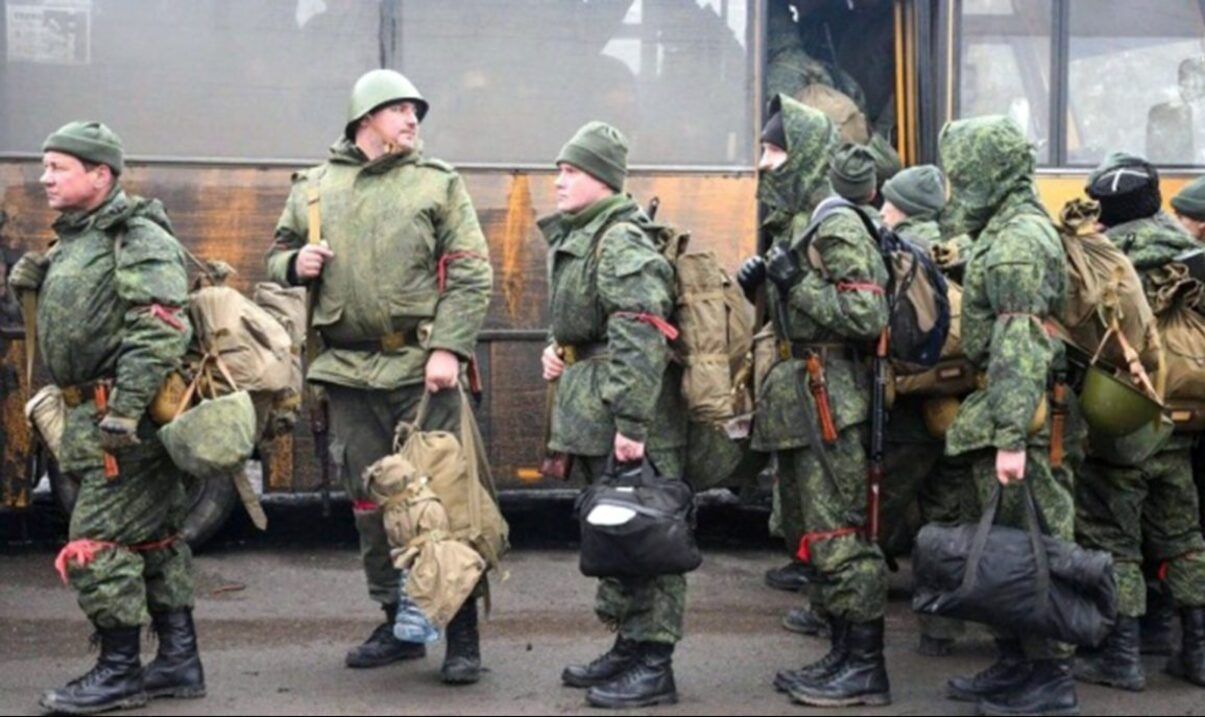 "Снять бронь", – Госдума РФ предложила интересное решение по мобилизации